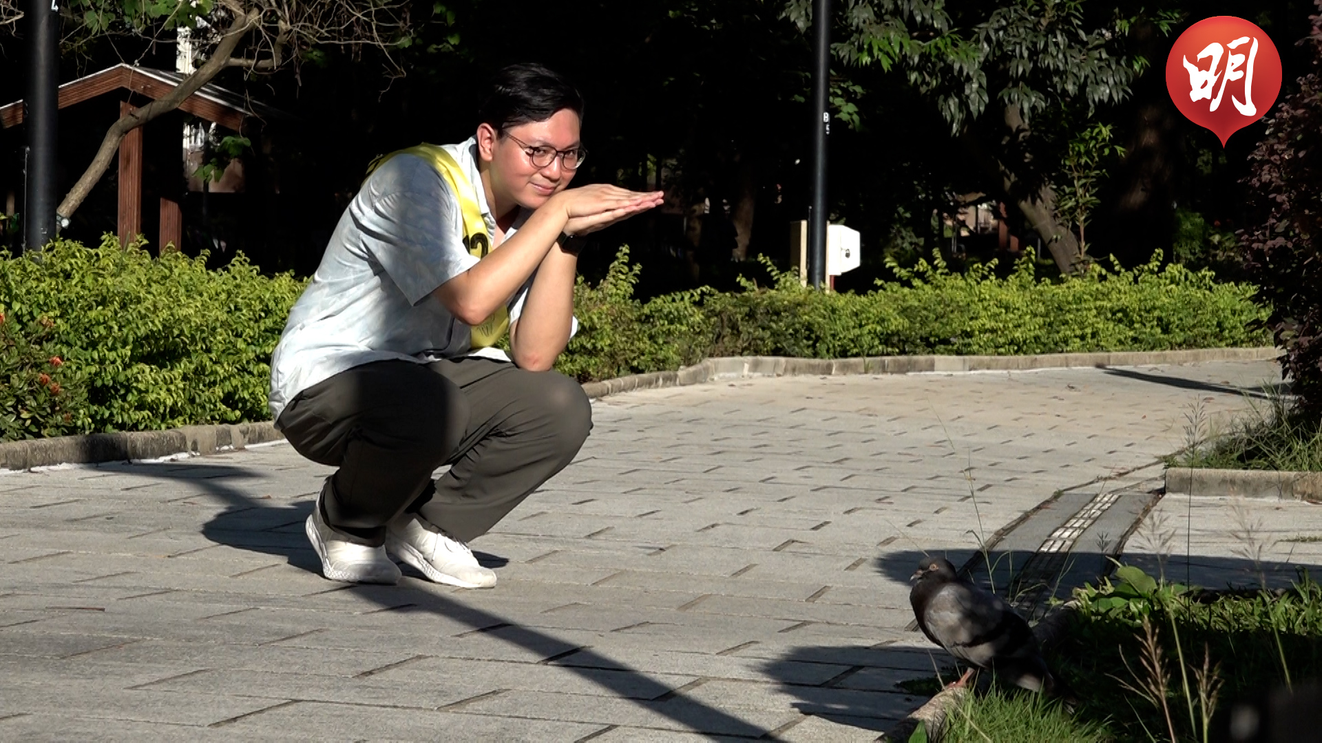 「鳥鳴之王」扮聲滿fun　化身麻雀吱吱叫覓食【短片】